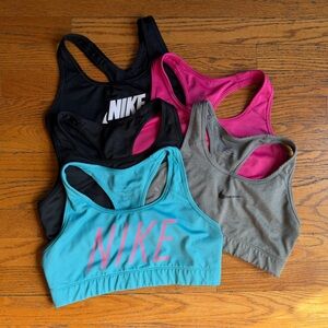 Nike Pro Sports Bra Bundle